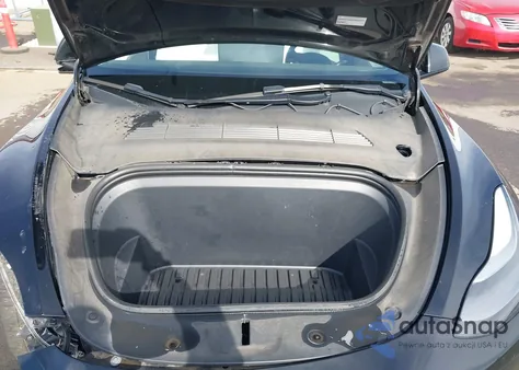 2022 Tesla Model Y Long Range Dual Motor All-Wheel Drive из США, поврежденный, VIN 7SAYGAEE5NF543820